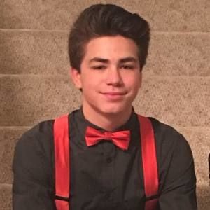 Meet your Posher, Carson